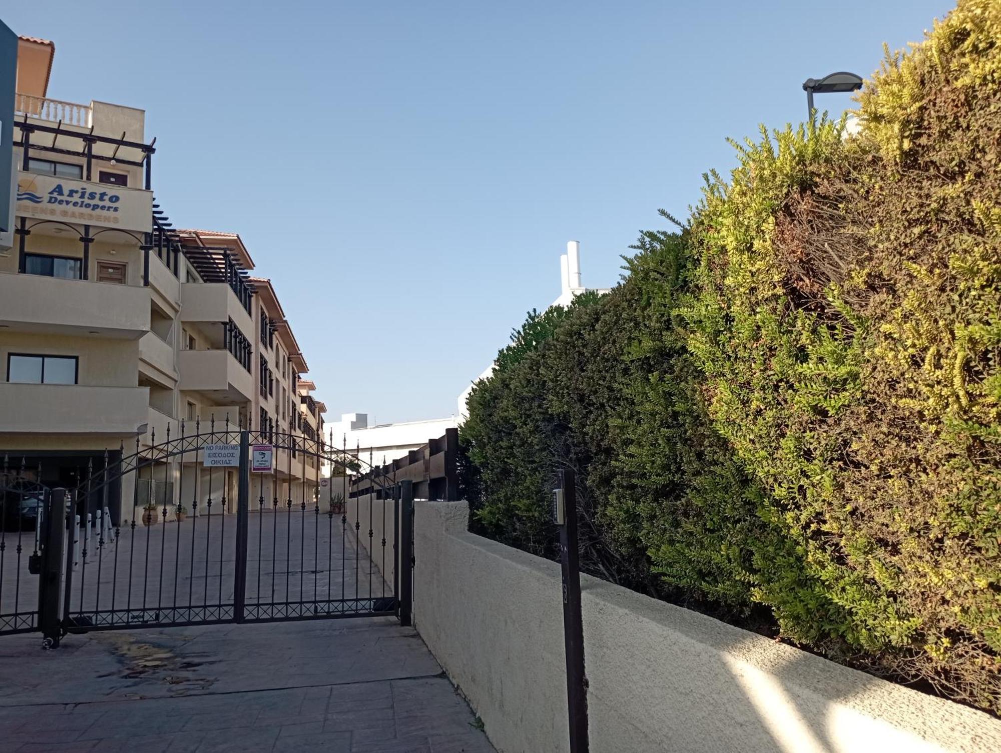 Queens Gardens Πάφος Εξωτερικό φωτογραφία
